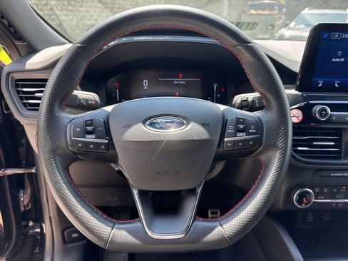 Used 2024 Ford Escape ST-Line FWD image 18