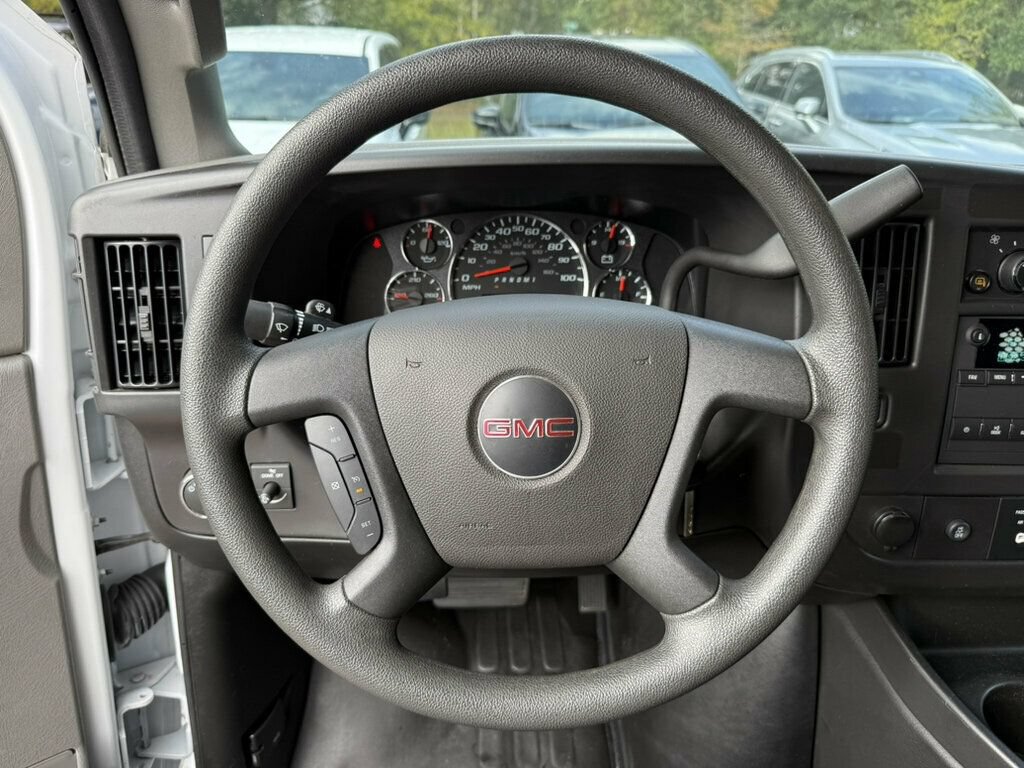 Used 2025 GMC Savana 2500 w/ Driver Convenience Package RWD image 5