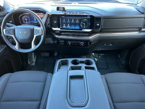 Used 2024 Chevrolet Silverado 1500 RST w/ Z71 Off-Road Package AWD/4WD image 12