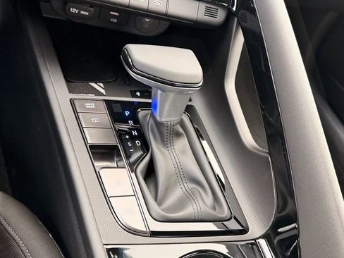 New 2026 Hyundai Elantra Sport FWD image 21