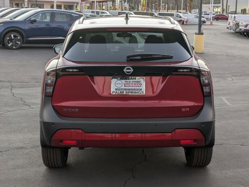 New 2026 Nissan Kicks SR FWD image 4