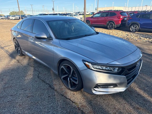 Used 2019 Honda Accord Sport image 2