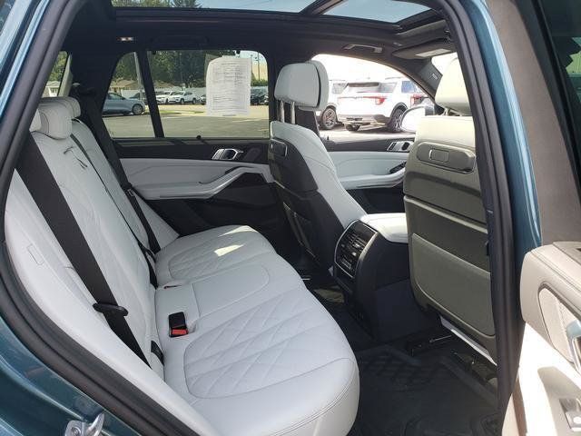 Used 2026 BMW X5 xDrive40i AWD/4WD image 18