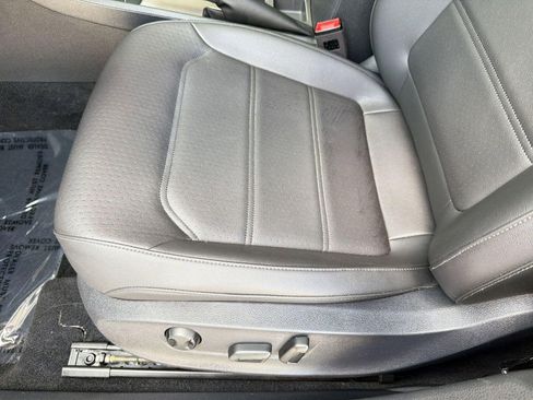 Used 2020 Volkswagen Passat 2.0T SE w/ Sunroof Package FWD image 13