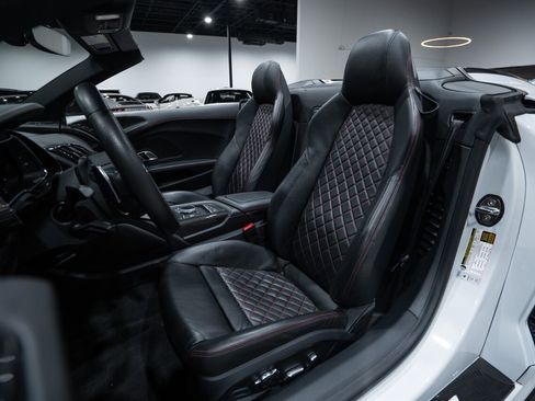 Used 2018 Audi R8 V10 plus AWD/4WD image 21