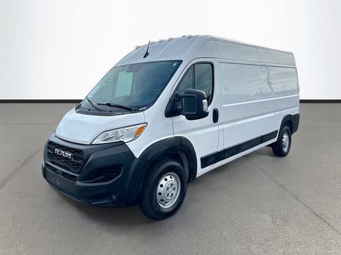 Used 2023 RAM ProMaster 2500 FWD image 3
