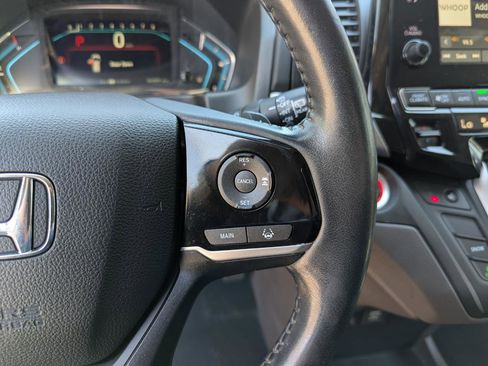 Used 2018 Honda Odyssey EX-L image 17