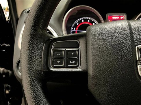 Used 2015 Dodge Journey SXT w/ Flexible Seating Group image 11