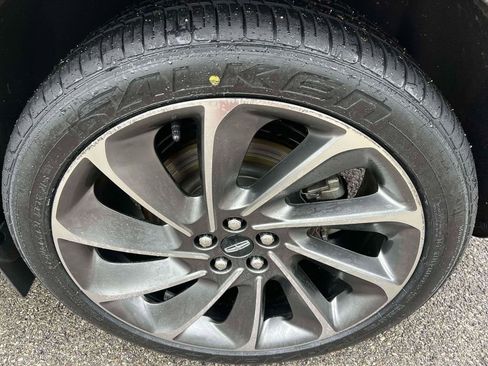 Used 2020 Lincoln Nautilus Reserve w/ Equipment Group 201A image 37