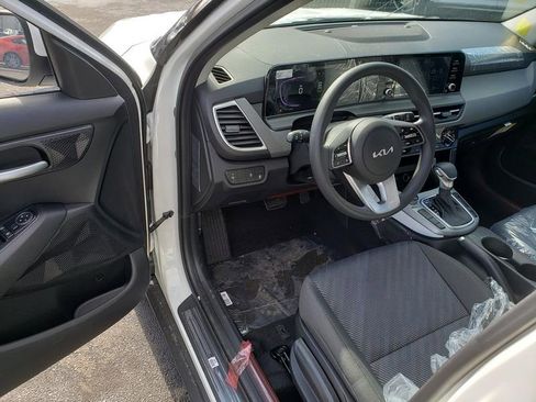 New 2026 Kia Seltos LX image 7