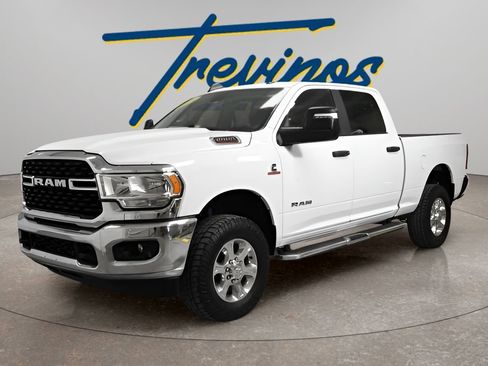 Used 2024 RAM 2500 Big Horn w/ Off Road Package AWD/4WD image 9