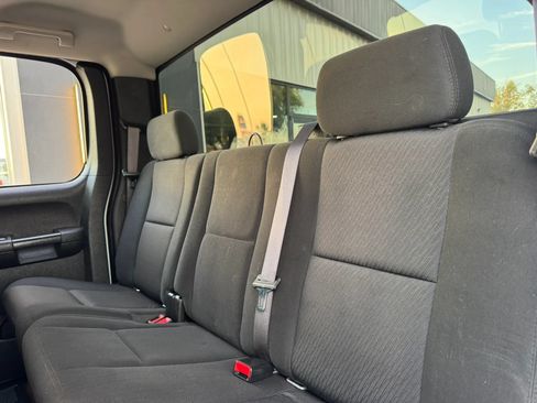 Used 2013 Chevrolet Silverado 2500 LT w/ Interior Plus Package AWD/4WD image 22