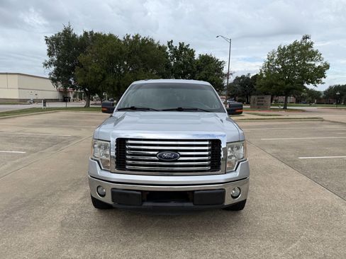 Used 2012 Ford F150 XLT w/ XLT Chrome Pkg image 2