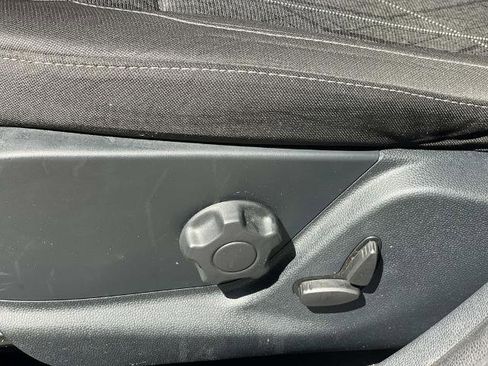 Certified 2018 Ford EcoSport SE FWD image 21