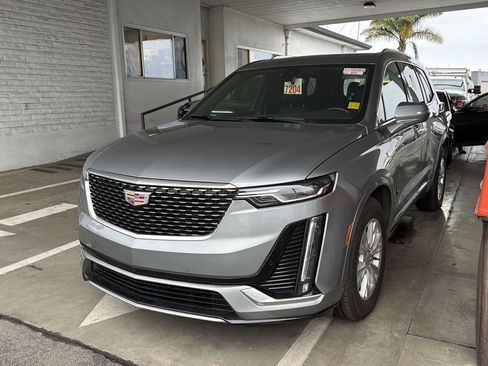 Used 2024 Cadillac XT6 Luxury w/ LPO, Floor Liner Package image 1