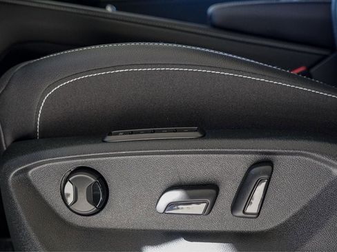 New 2026 Volkswagen Atlas Cross Sport SEL image 18