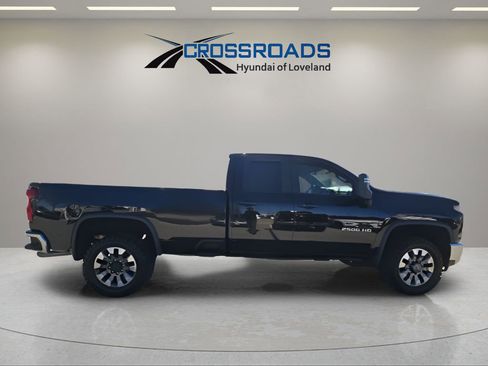 Used 2022 Chevrolet Silverado 2500 LT w/ Convenience Package image 5