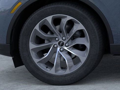 New 2026 Lincoln Aviator AWD image 19