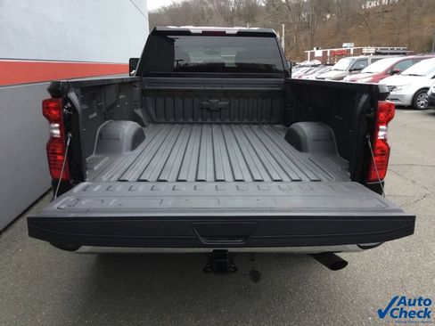 Used 2021 Chevrolet Silverado 2500 W/T w/ WT Convenience Package image 11