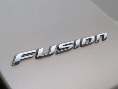 Used 2018 Ford Fusion S image 13