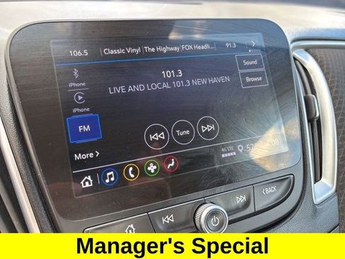 Used 2024 Chevrolet Malibu LT image 20