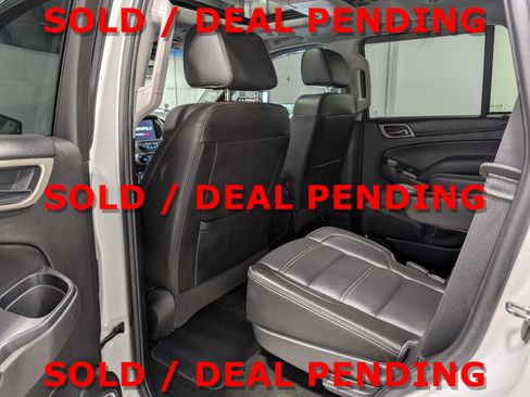 Used 2018 GMC Yukon Denali w/ Denali Ultimate Package AWD/4WD image 16