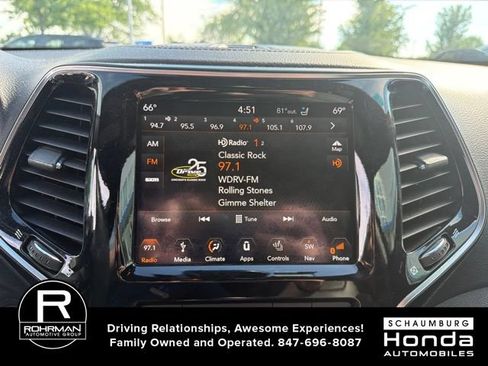 Used 2019 Jeep Cherokee High Altitude AWD/4WD image 11