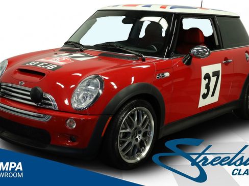 Used 2004 MINI Cooper S FWD image 1