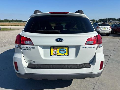 Used 2013 Subaru Outback 2.5i Premium w/ All-Weather Pkg AWD/4WD image 5