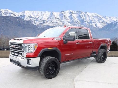 Used 2021 GMC Sierra 3500 SLT w/ SLT Convenience Package image 2