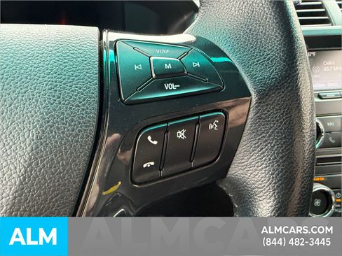 Used 2016 Ford Explorer XLT image 28