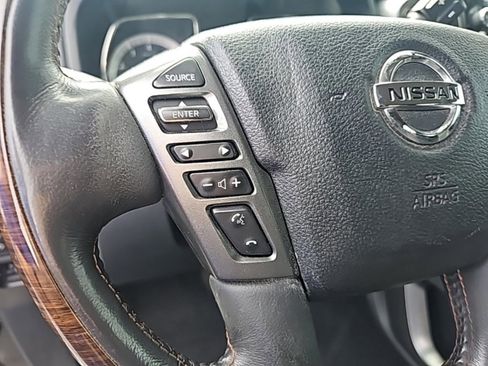 Used 2018 Nissan Titan Platinum Reserve w/ Platinum Utility Package AWD/4WD image 16