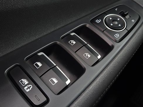 Used 2022 Hyundai Santa Fe SEL image 16