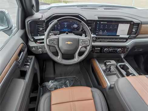 New 2026 Chevrolet Silverado 1500 High Country AWD/4WD image 30
