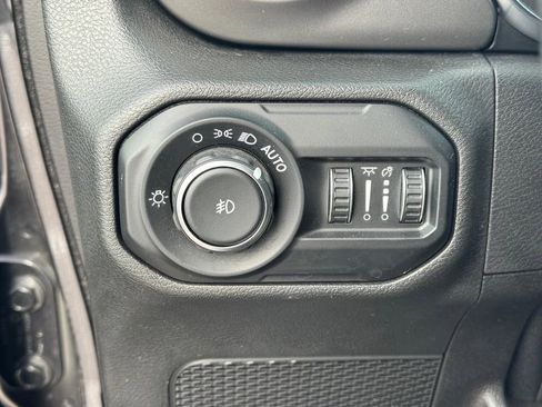 Used 2021 Jeep Wrangler Unlimited Sport image 20