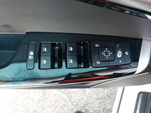 Used 2023 Kia EV6 GT-Line w/ GT-Line Suede Seat Package RWD image 30