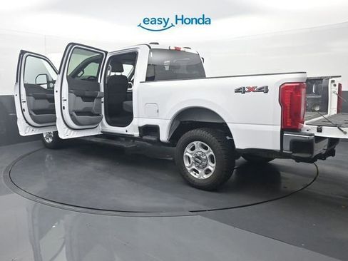 Used 2025 Ford F250 XLT AWD/4WD image 37