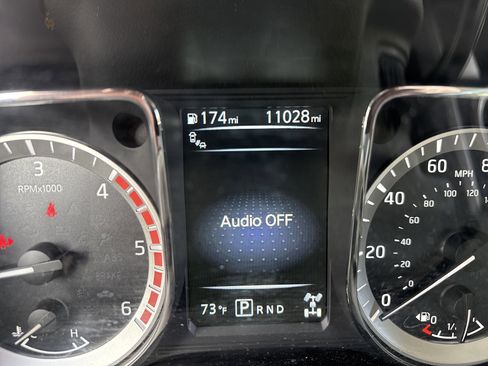 Used 2018 Nissan Titan Platinum Reserve w/ Platinum Utility Package image 16