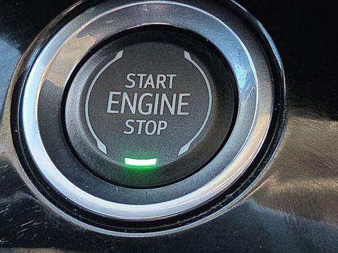 Used 2025 Buick Envision Sport Touring AWD/4WD image 20