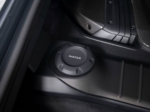 Certified 2024 Porsche 718 Cayman GT4 RS image 32