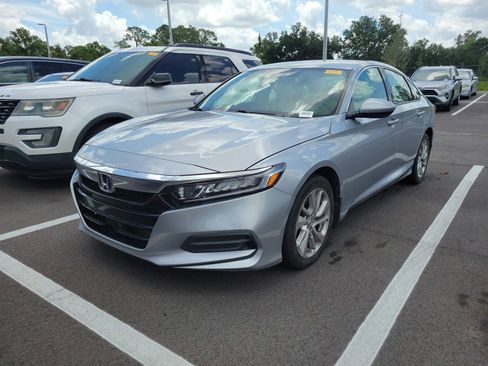 Used 2018 Honda Accord LX image 4