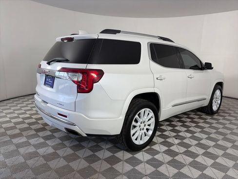 Used 2022 GMC Acadia Denali w/ Denali Ultimate Package AWD/4WD image 7