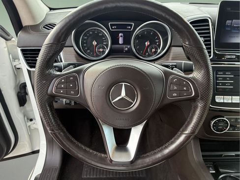 Used 2019 Mercedes-Benz GLS 550 4MATIC image 17