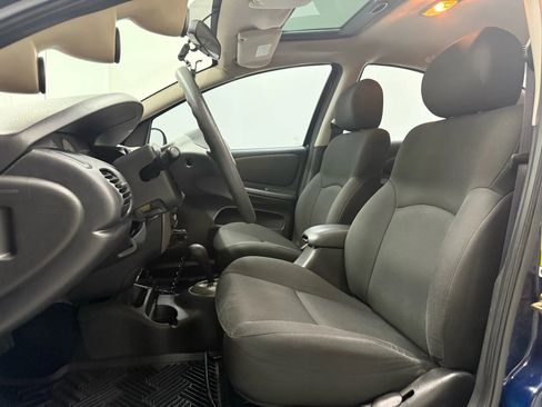 Used 2005 Dodge Neon SXT image 16