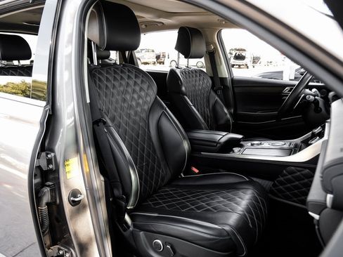 Used 2021 Genesis GV80 3.5T Advanced + w/ Prestige Package 07 image 45