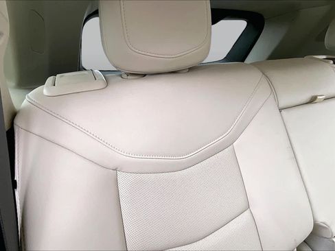 Used 2025 Cadillac XT5 Premium Luxury w/ LPO, Floor Liner Package FWD image 18