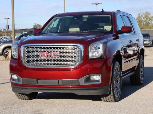 Used 2017 GMC Yukon Denali w/ Open Road Package image 6