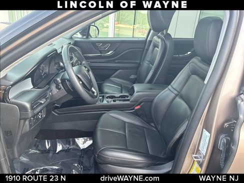 Certified 2021 Lincoln Corsair AWD w/ Premium Package image 12