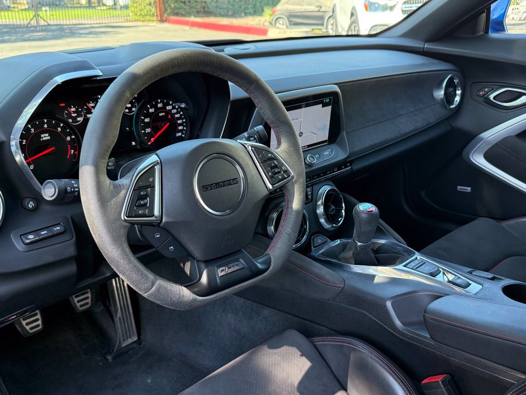 Used 2017 Chevrolet Camaro ZL1 RWD image 23
