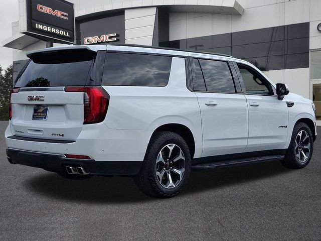 Used 2025 GMC Yukon XL AT4 AWD/4WD image 25